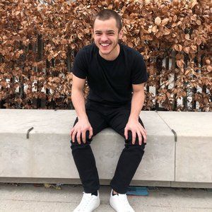 Meet your Posher, Sam